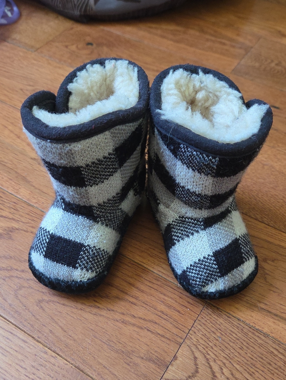 UGG Black and White Plaid Infant Shearling Booties